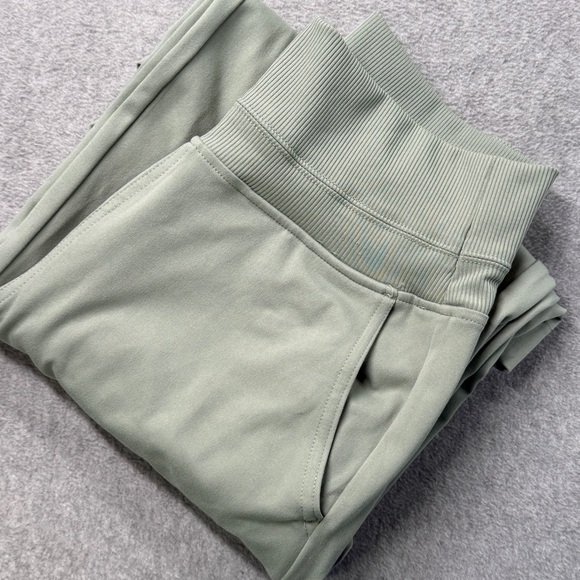 Yogalicious Lux Laila Flare Pants Women’s Small Green High Rise Stretch Yoga - Picture 1 of 9